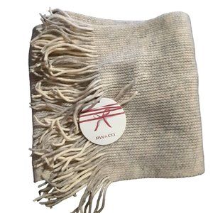 RW&Co. Grey Cream knit fringed scarf